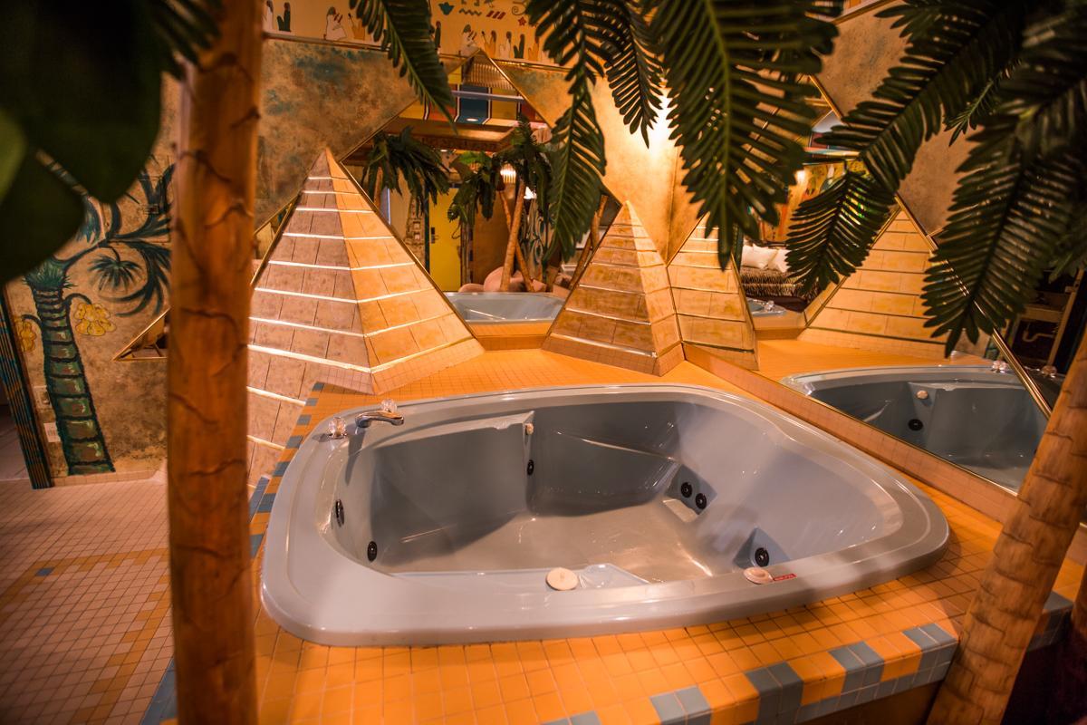 Feather Nest Inn (Adults Only) Черри-Хилл Экстерьер фото